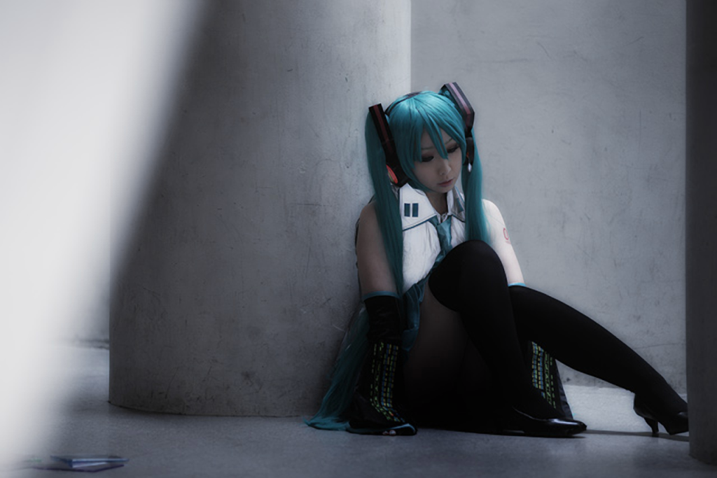 Women Cosplay Hatsune Miku Picture